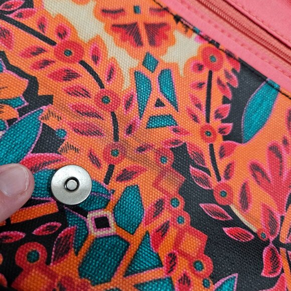 Fossil‎ Floral Canvas Crossbody Bag With Black Adjustable Strap & Buckle Closure - Picture 12 of 12